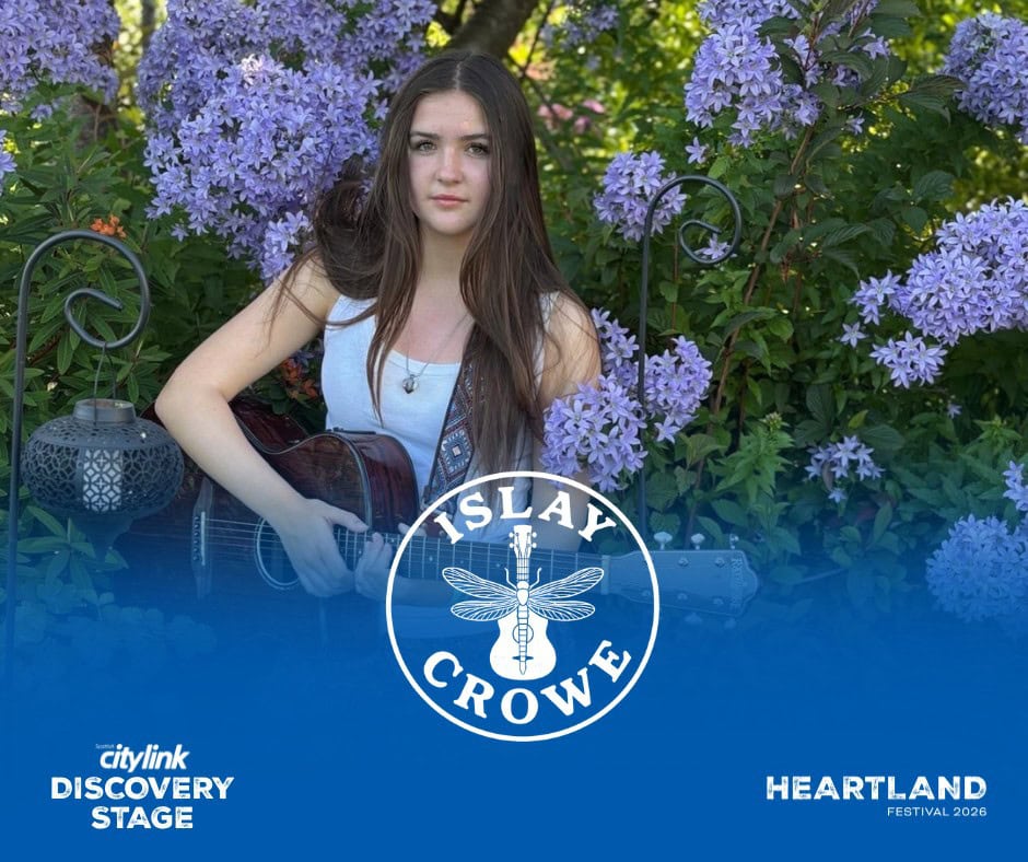 HF - DS (FB) - Islay Crowe